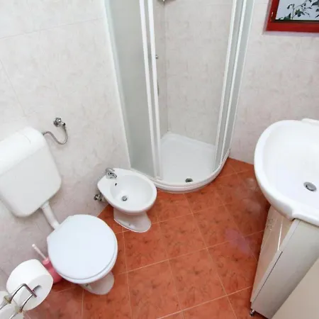 Apartment Frane *